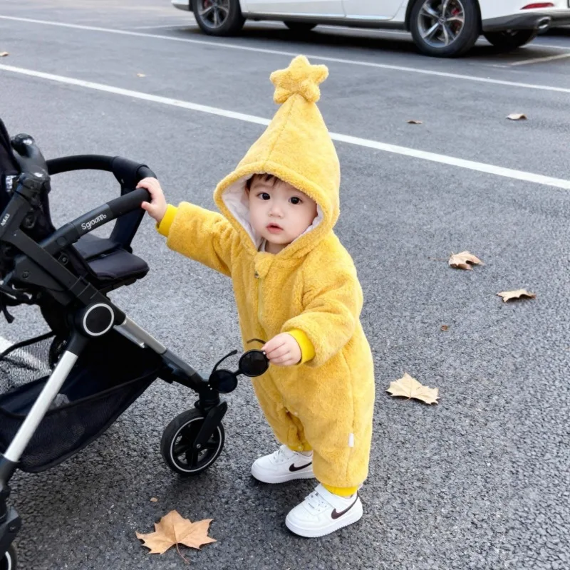 【BABY】星付きとんがりフードフリースロンパース