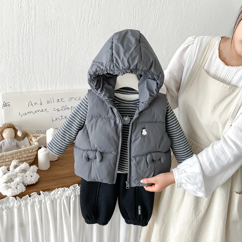 【BABY】くまワンポイントキルティング中綿ベスト