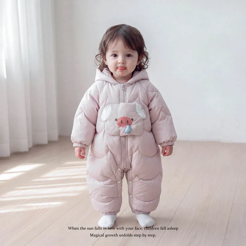 【BABY】子豚モチーフフード付き冬用ロンパース