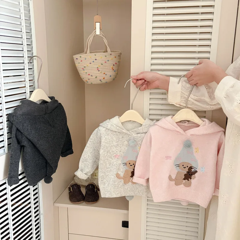 【BABY】くまモチーフニットフード付きトップス