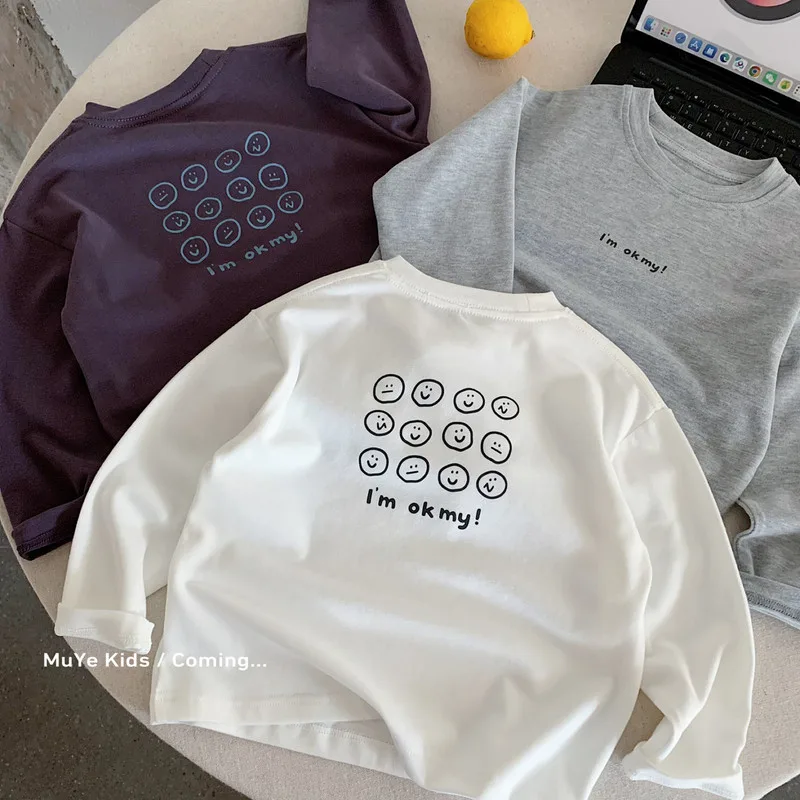 スマイルフェイスプリント長袖Tシャツ