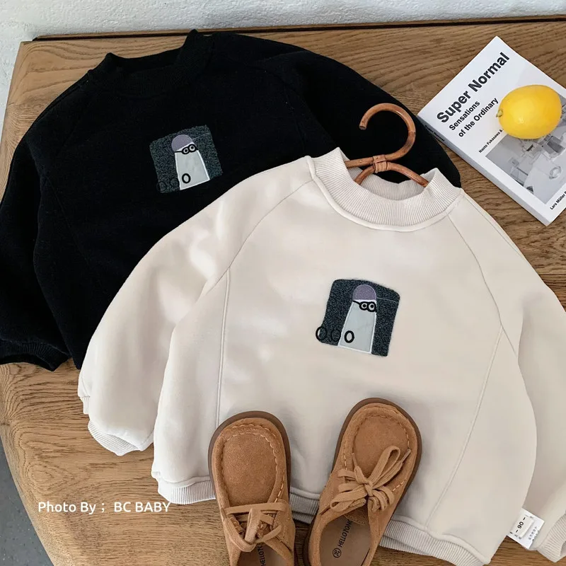 ワンポイントキャラクター刺繍裏起毛トレーナー
