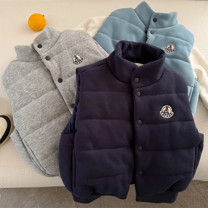 【KID】配色切替ワンポイント刺繍キッズベスト