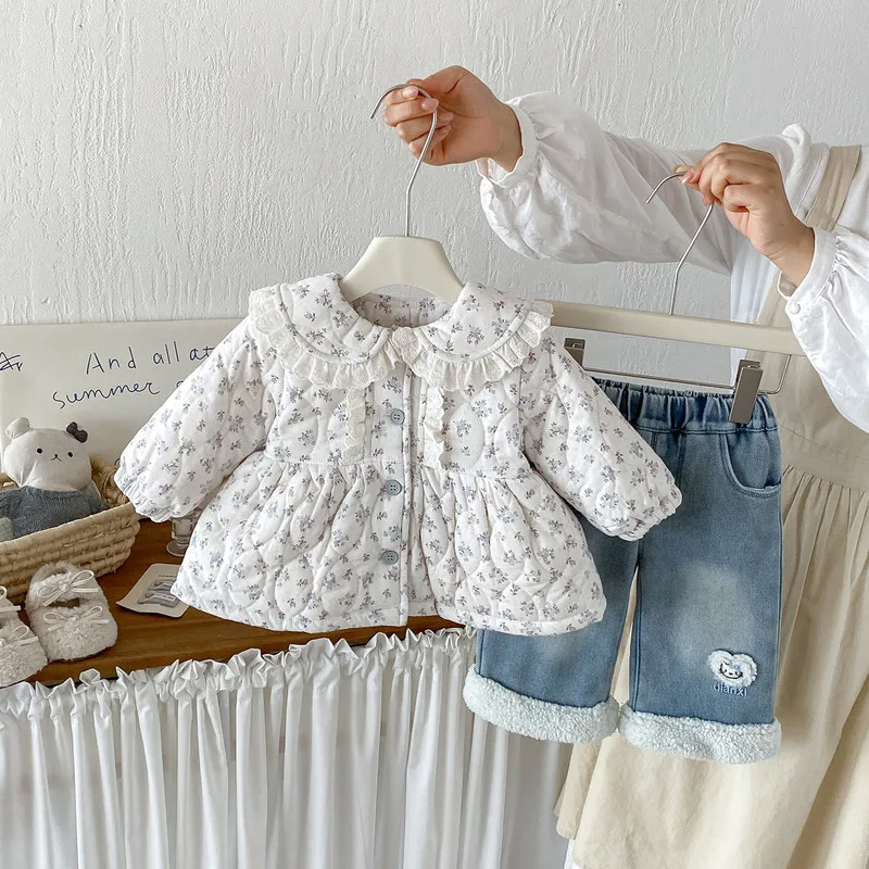 【BABY】小花柄フリル襟裏起毛キルティングアウター