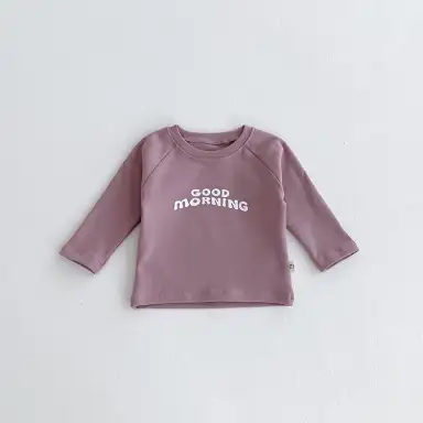 ピンク