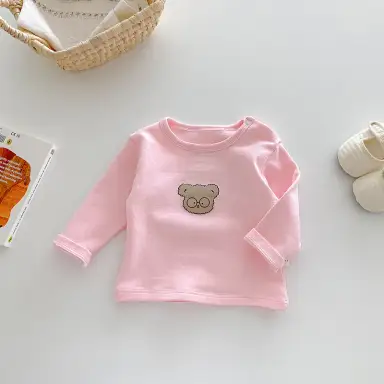 ピンク