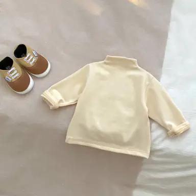 イエロー