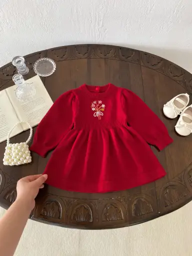 レッド