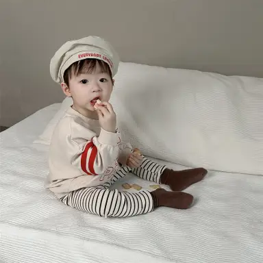 アイボリーストライプパンツ