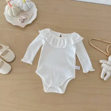 ホワイト ロンパース