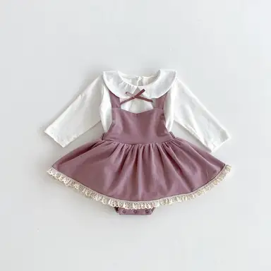 アイボリートップス＋ピンクロンパースセット