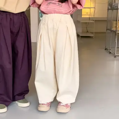 アイボリー