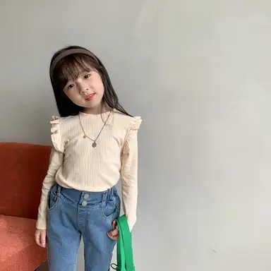 アイボリー