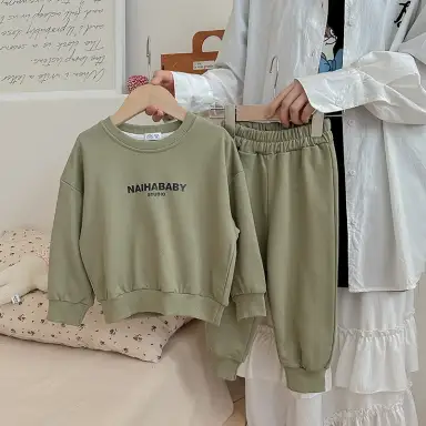 グリーン上下セット