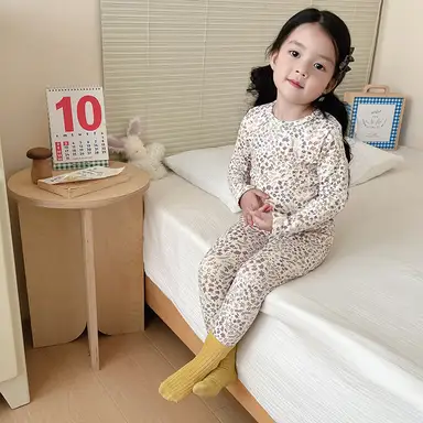 アイボリー上下セット