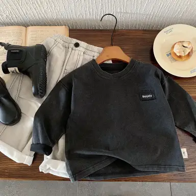 ブラック