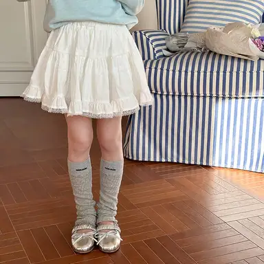 アイボリー
