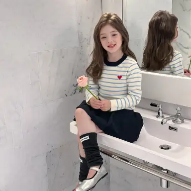 ブルー
