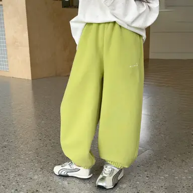 グリーン