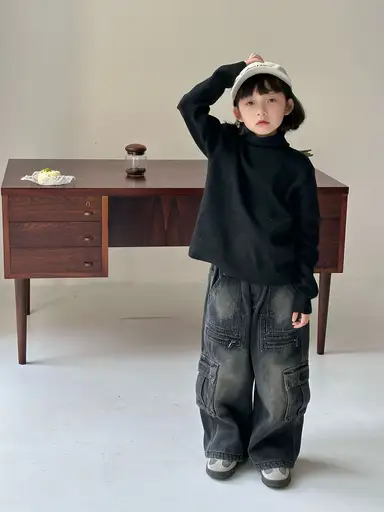 ブラック