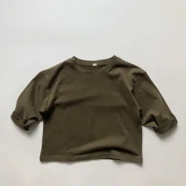 グリーン