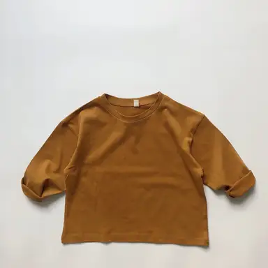 イエロー