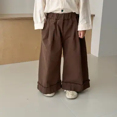 ブラウン