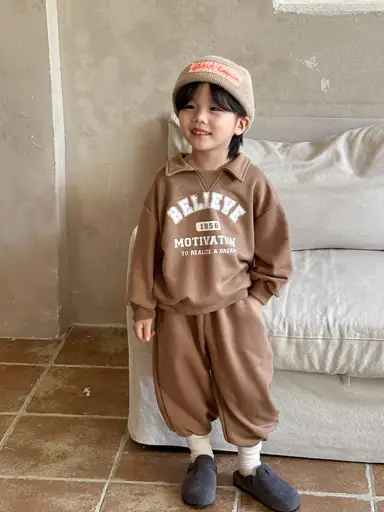 ブラウン