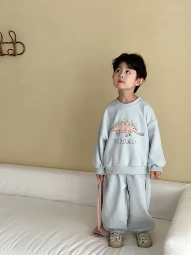 ブルー