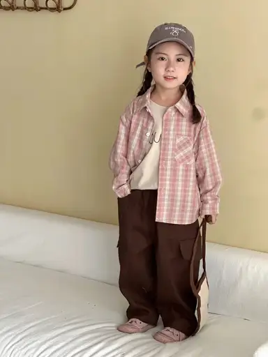 ピンクチェックシャツ