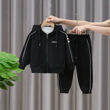 ブラック