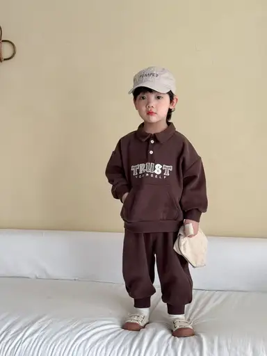 ブラウン