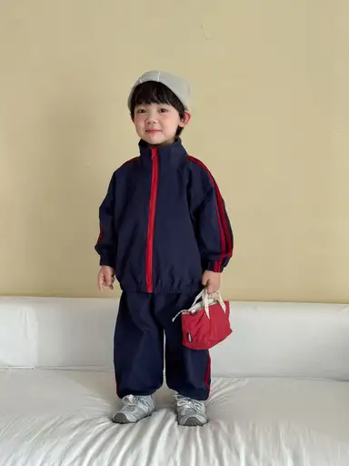 ネイビー