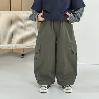 グリーン