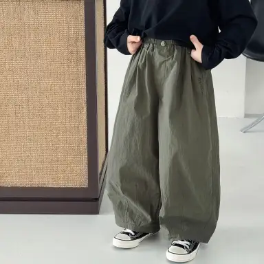 グリーン