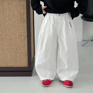 アイボリー
