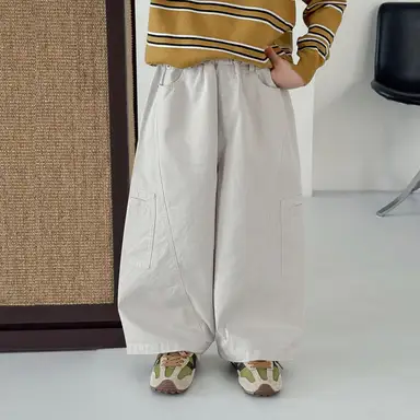 アイボリー