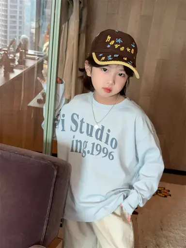 ブルー