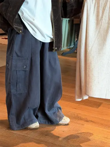 ネイビー