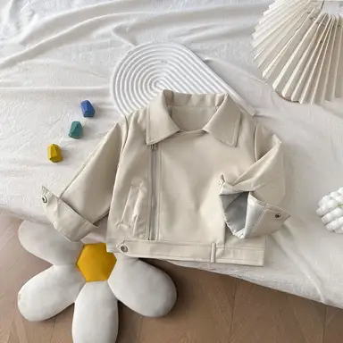 アイボリー アウター