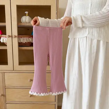 ピンク パンツ