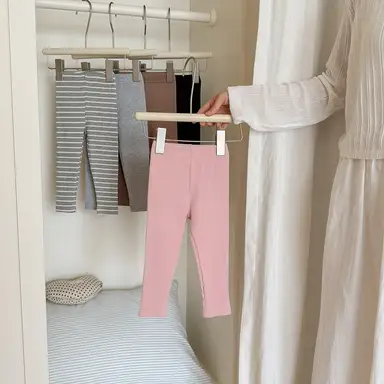 ピンク レギンス
