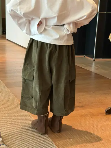 グリーン