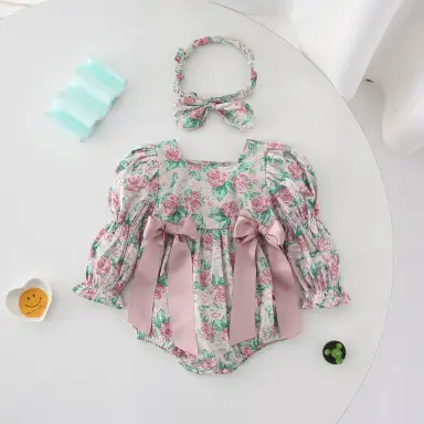 ピンク ロンパース