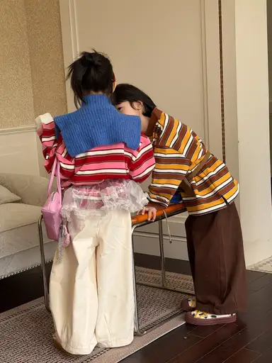 アイボリー