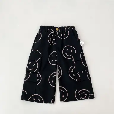 ブラック パンツ