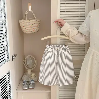 アイボリー パンツ