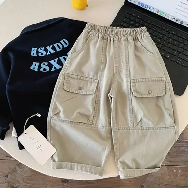 ベージュ