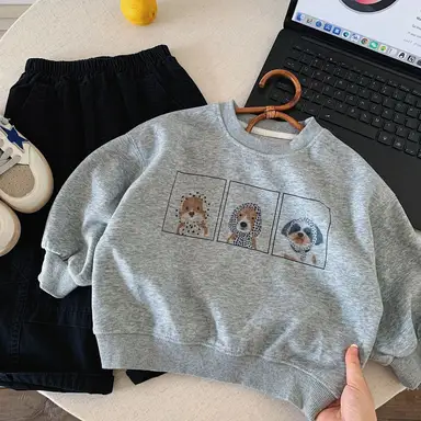 グレー トップス