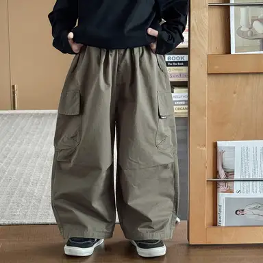 グリーン